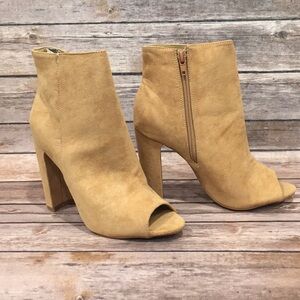 NEW Mark & Maddox Bradley Vegan Tan Suede Leather Size 8.5 Southwestern Boots